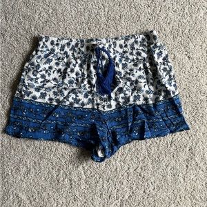 Charlotte Russe Shorts. Floral print. Size S.